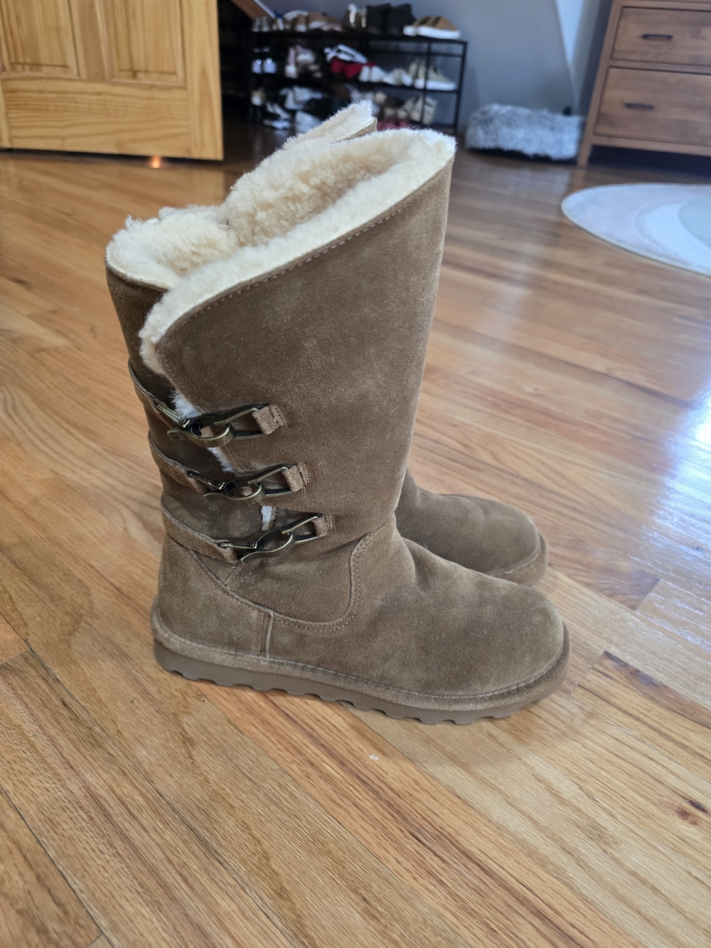 BearPaw Women's Brown Suede Shearling-Lined Winter Boots
